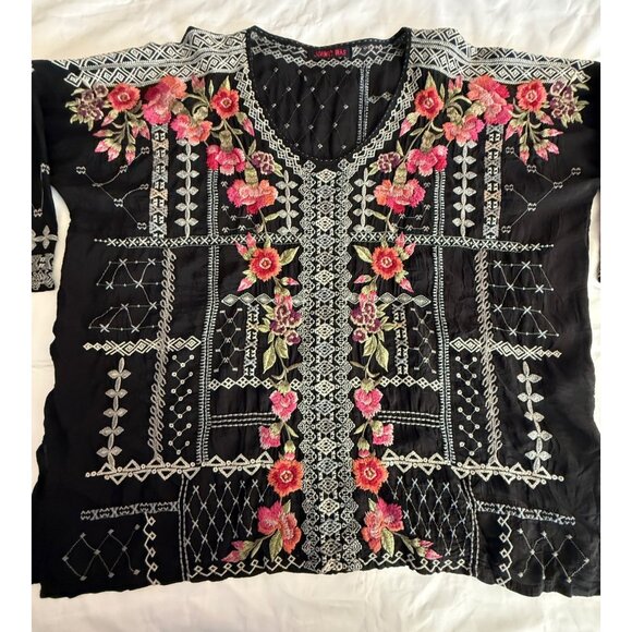 Johnny Was Carnation Floral Embroidered V-Neck Blouse Black Boho - Picture 11 of 14